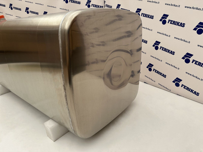 MAN 710 liters fuel tank - Fuel tank for Truck: picture 3 MAN 710 liters fuel tank - Fuel tank for Truck: picture 3