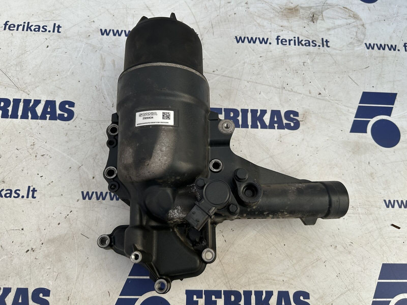 Scania oil filter housing - Engine and parts for Truck: picture 1 Scania oil filter housing - Engine and parts for Truck: picture 1