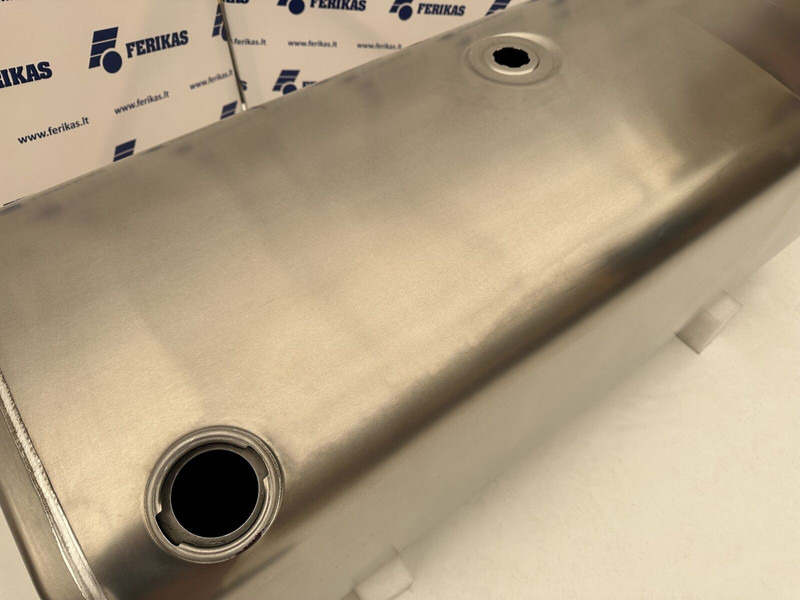 Volvo - Fuel tank for Truck: picture 4 Volvo - Fuel tank for Truck: picture 4