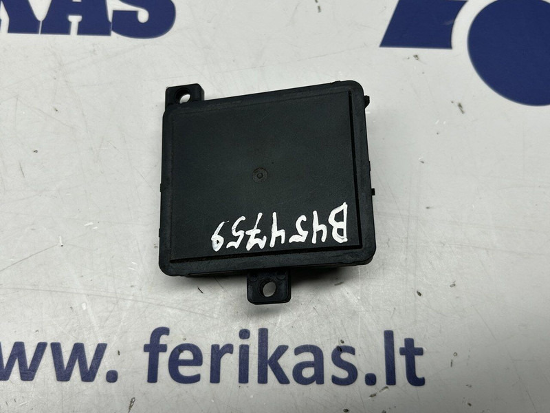 Volvo blind spot radar unit - Sensor: picture 2 Volvo blind spot radar unit - Sensor: picture 2