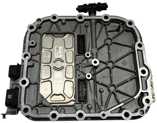 Volvo gearbox control unit - ECU for Truck: picture 2 Volvo gearbox control unit - ECU for Truck: picture 2