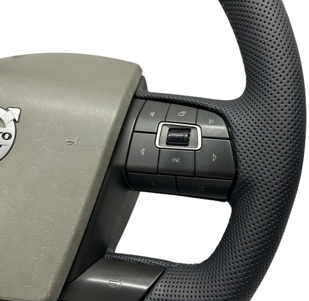 Volvo refurbished - Steering wheel: picture 4 Volvo refurbished - Steering wheel: picture 4