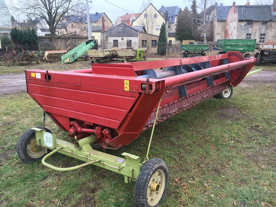 Türpisch Landmaschinen
Herr Christian Türpisch - - Harvester attachment: picture 3 Türpisch Landmaschinen
Herr Christian Türpisch - - Harvester attachment: picture 3