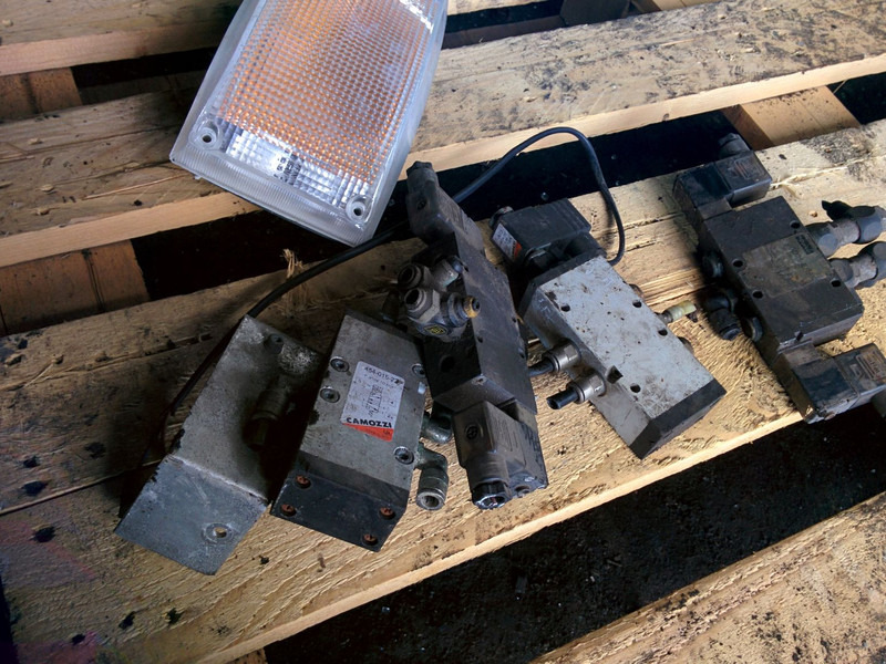 Bosch Открытия Двери - Engine and parts: picture 1 Bosch Открытия Двери - Engine and parts: picture 1