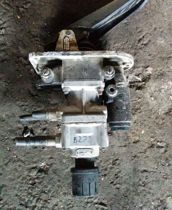 Scania DX81D. DX71BX. DX80E. 70313310 1778743 Scania Volvo, Mercedes - Brake cylinder for Bus: picture 4 Scania DX81D. DX71BX. DX80E. 70313310 1778743 Scania Volvo, Mercedes - Brake cylinder for Bus: picture 4