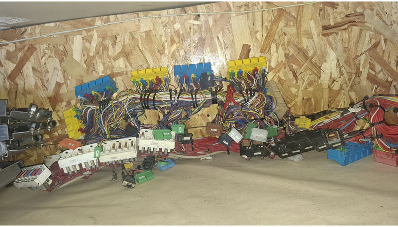 Scania - Electrical system: picture 3 Scania - Electrical system: picture 3
