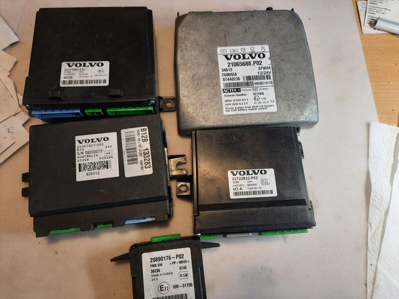Volvo  - ECU: picture 2 Volvo  - ECU: picture 2