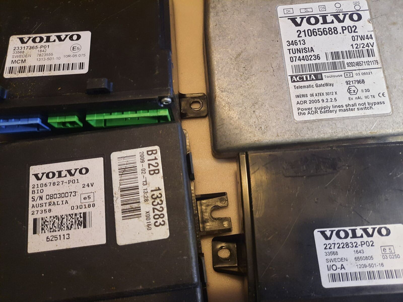 Volvo  - ECU: picture 1 Volvo  - ECU: picture 1