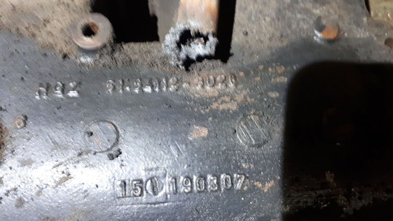 Volvo LP4905 /. LP4992 -B12 .Mersedes Volvo Mersedes 405 - Air brake compressor for Bus: picture 2 Volvo LP4905 /. LP4992 -B12 .Mersedes Volvo Mersedes 405 - Air brake compressor for Bus: picture 2