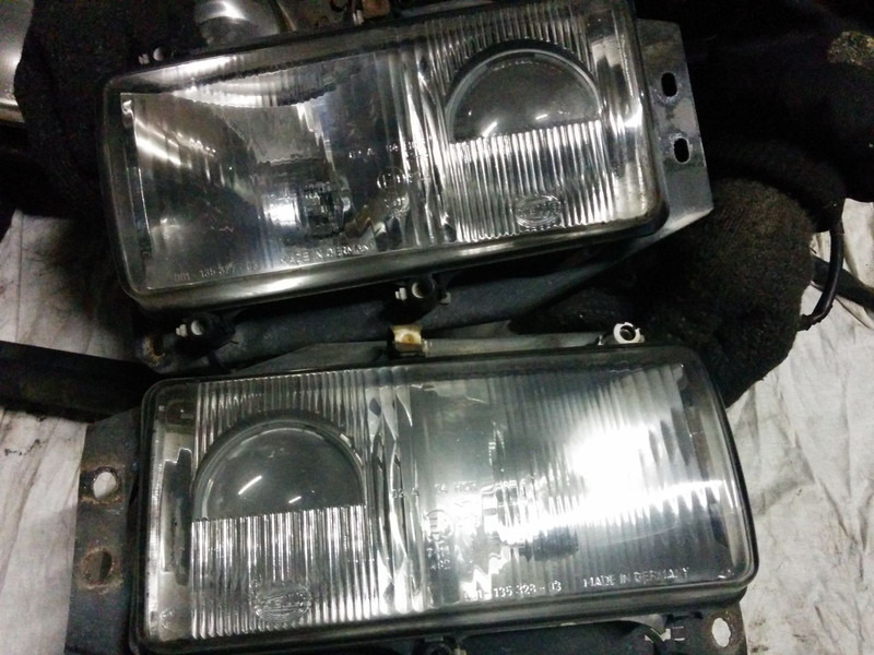 Volvo Скания омни линк - Headlight: picture 3 Volvo Скания омни линк - Headlight: picture 3