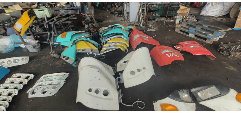 Volvo магнетолы . B12 . Ивеко - Bumper: picture 1 Volvo магнетолы . B12 . Ивеко - Bumper: picture 1