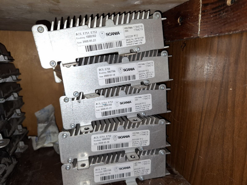 Wabco 1784017. 900226R11. 1759396. 75228-C3B . 176955 - ECU: picture 1 Wabco 1784017. 900226R11. 1759396. 75228-C3B . 176955 - ECU: picture 1