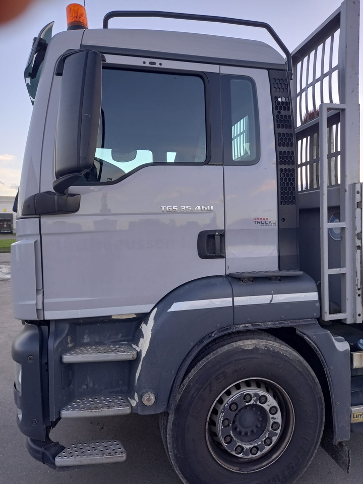 MAN TGS - Crane truck: picture 2 MAN TGS - Crane truck: picture 2