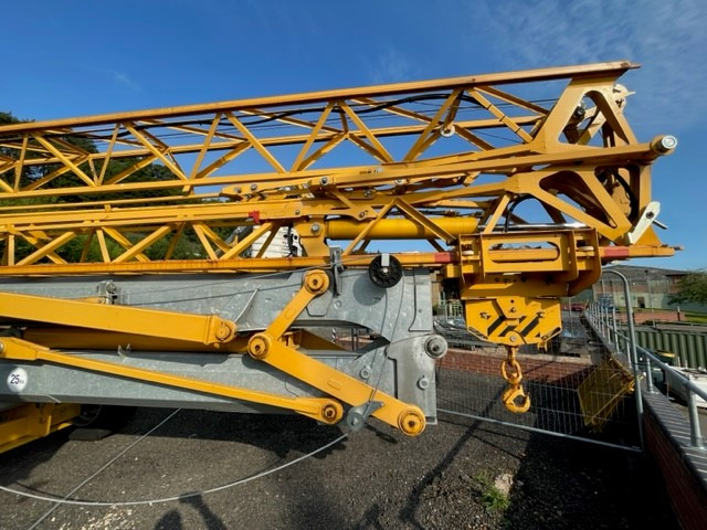 Potain IGO 42 - Self-erecting tower crane: picture 4 Potain IGO 42 - Self-erecting tower crane: picture 4