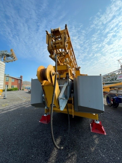 Potain IGO 42 - Self-erecting tower crane: picture 5 Potain IGO 42 - Self-erecting tower crane: picture 5