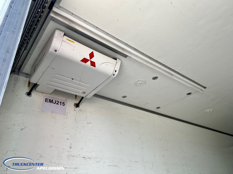 Refrigerator truck Scania R410 Mitsubishi Multitemp 3 zone, 8x4, 2000 kg lift !: picture 6