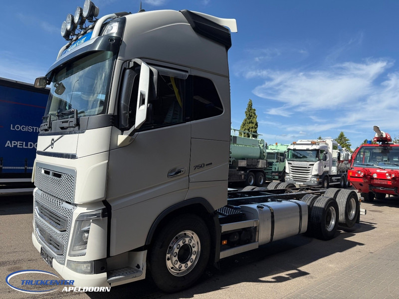 Volvo FH 750 Globetrotter XL, Retarder, 460 WB, Reduction axle, Pto - Cab chassis truck: picture 3 Volvo FH 750 Globetrotter XL, Retarder, 460 WB, Reduction axle, Pto - Cab chassis truck: picture 3