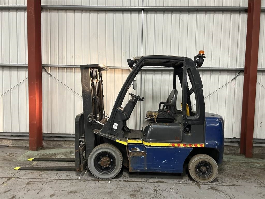 Nissan Y1D2A25Q - Diesel forklift: picture 1 Nissan Y1D2A25Q - Diesel forklift: picture 1