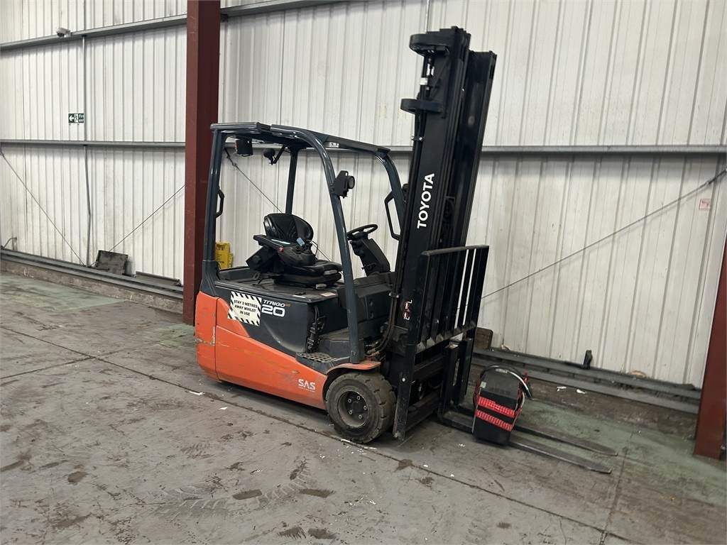 Toyota 8FBE20T - Electric forklift: picture 4 Toyota 8FBE20T - Electric forklift: picture 4
