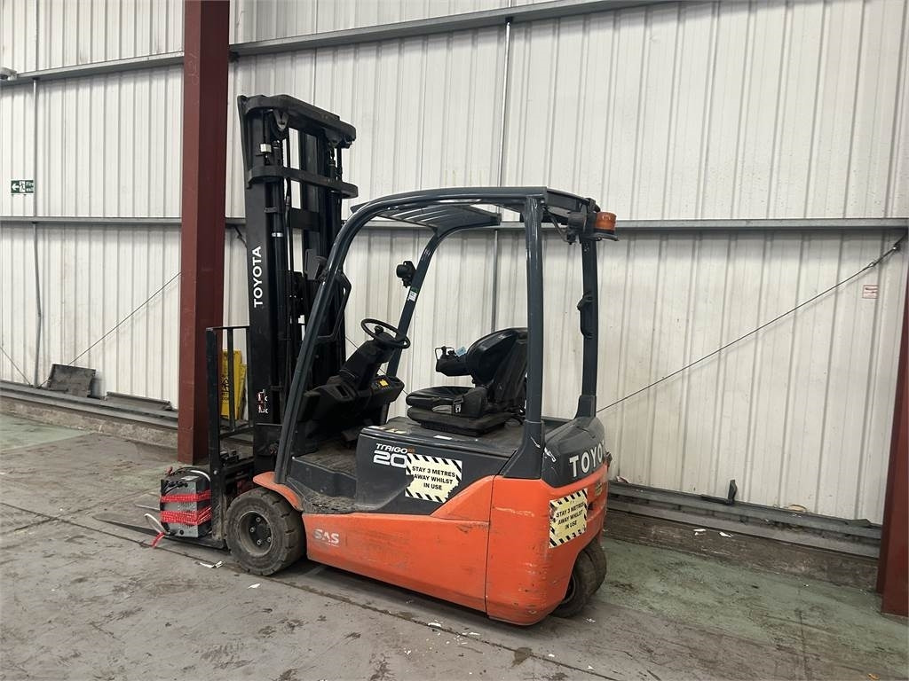Toyota 8FBE20T - Electric forklift: picture 3 Toyota 8FBE20T - Electric forklift: picture 3