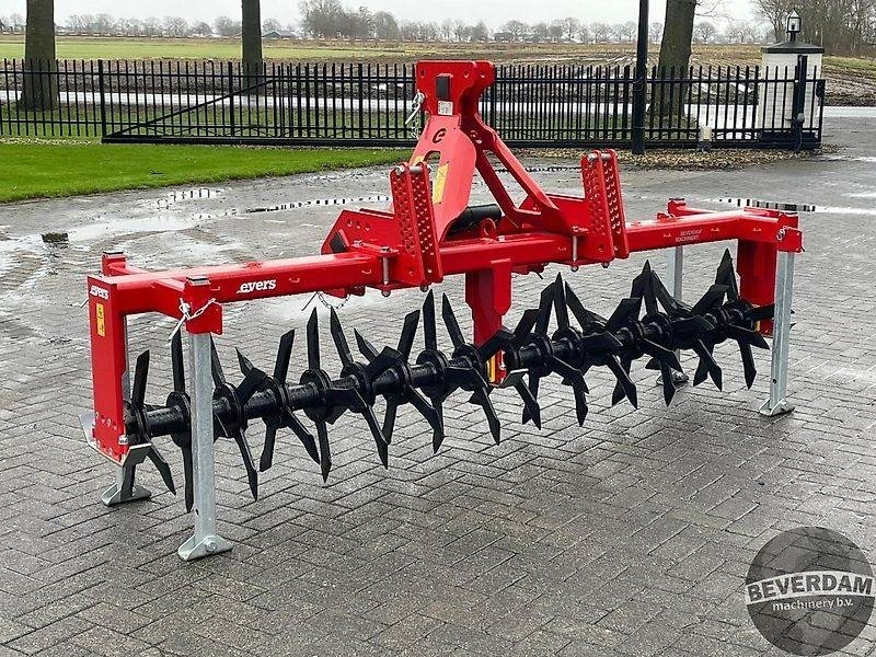 Evers GB-300 graslandbeluchter - Soil tillage equipment: picture 3 Evers GB-300 graslandbeluchter - Soil tillage equipment: picture 3