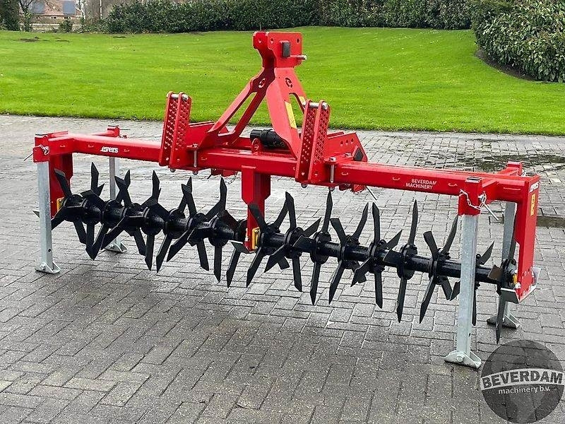 Evers GB-300 graslandbeluchter - Soil tillage equipment: picture 4 Evers GB-300 graslandbeluchter - Soil tillage equipment: picture 4