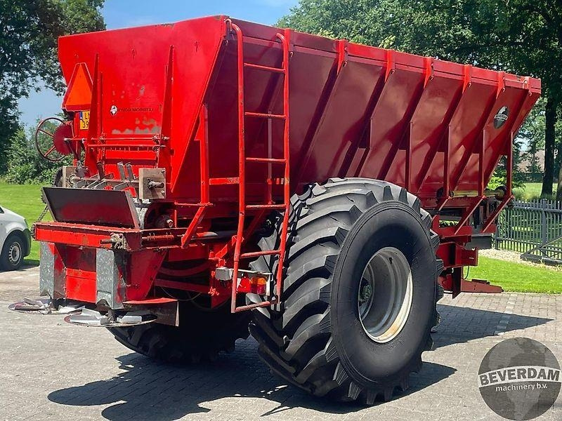 Kalkstrooier 10 ton - Fertilizer spreader: picture 3 Kalkstrooier 10 ton - Fertilizer spreader: picture 3