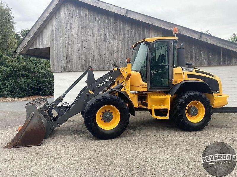 Volvo L45F - Wheel loader: picture 2 Volvo L45F - Wheel loader: picture 2