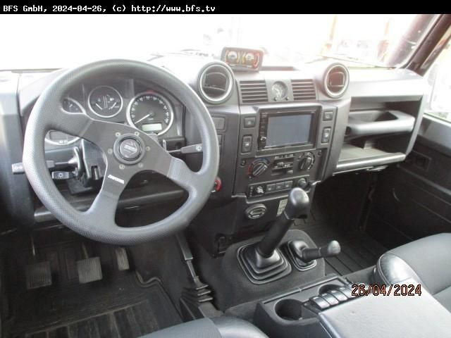 Defender 110 Td4 Land Rover Defender 110 TD4 - Tow truck: picture 3 Defender 110 Td4 Land Rover Defender 110 TD4 - Tow truck: picture 3