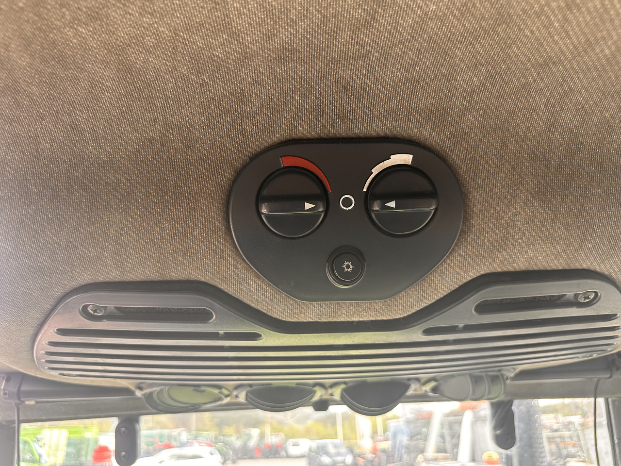 Leasing of CLAAS NECTIS 257F CLAAS NECTIS 257F: picture 8 Leasing of CLAAS NECTIS 257F CLAAS NECTIS 257F: picture 8