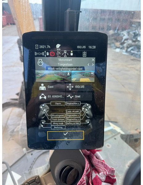 Caterpillar MH 3040, 2821 HOURS - Wheel excavator: picture 5 Caterpillar MH 3040, 2821 HOURS - Wheel excavator: picture 5