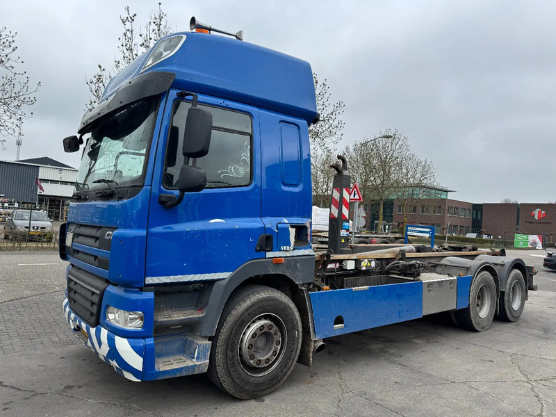 Leasing of DAF CF 85 6X2 - EURO 5 + VDL HOOK + LIFT AXLE DAF CF 85 6X2 - EURO 5 + VDL HOOK + LIFT AXLE: picture 7 Leasing of DAF CF 85 6X2 - EURO 5 + VDL HOOK + LIFT AXLE DAF CF 85 6X2 - EURO 5 + VDL HOOK + LIFT AXLE: picture 7