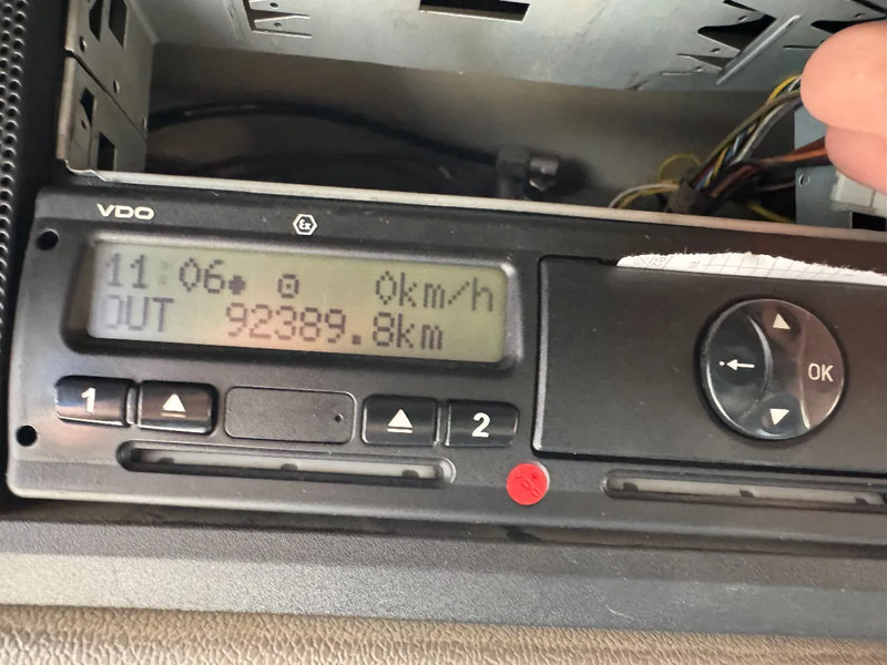 Leasing of DAF CF 85 6X2 - EURO 5 + VDL HOOK + LIFT AXLE DAF CF 85 6X2 - EURO 5 + VDL HOOK + LIFT AXLE: picture 20 Leasing of DAF CF 85 6X2 - EURO 5 + VDL HOOK + LIFT AXLE DAF CF 85 6X2 - EURO 5 + VDL HOOK + LIFT AXLE: picture 20