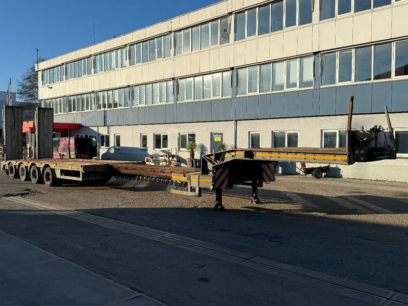 Faymonville STN-4AU - EXTENDABLE 4,82 METER + HYDRAULIC RAMPS - Low loader semi-trailer: picture 1 Faymonville STN-4AU - EXTENDABLE 4,82 METER + HYDRAULIC RAMPS - Low loader semi-trailer: picture 1