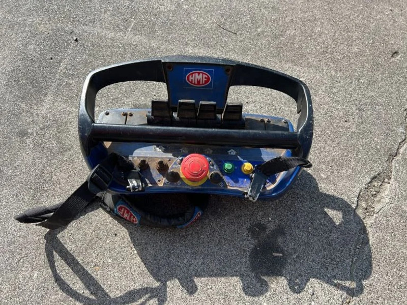 Leasing of HMF 4220 K6 + REMOTE CTRL - 4 OUTRIGGERS 4220 K6 HMF 4220 K6 + REMOTE CTRL - 4 OUTRIGGERS 4220 K6: picture 6