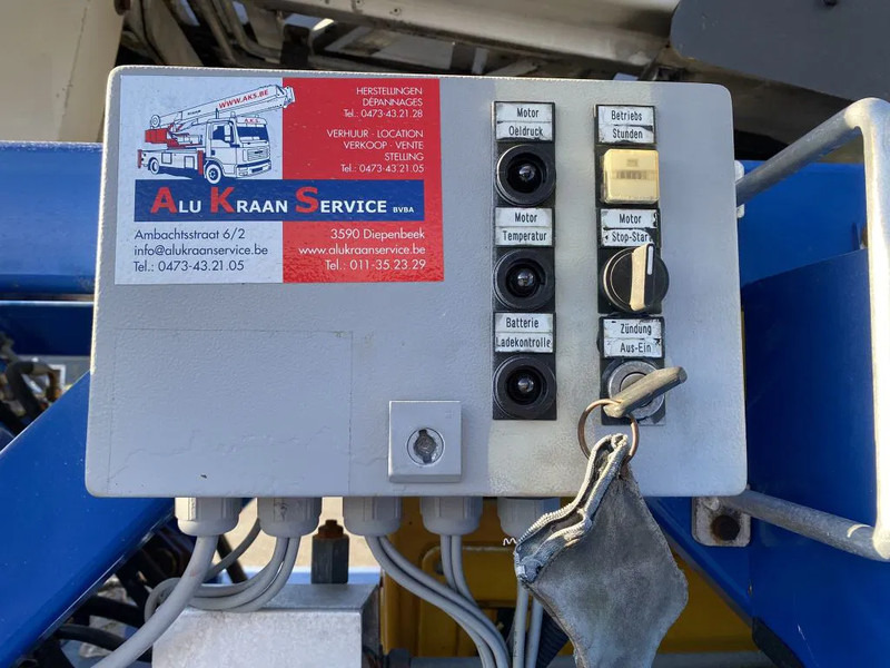 Crane truck Iveco EuroCargo 90 E18 - EURO 5 + KLAAS ALU-KRAN 30 METER MET REMOTE: picture 19 Crane truck Iveco EuroCargo 90 E18 - EURO 5 + KLAAS ALU-KRAN 30 METER MET REMOTE: picture 19
