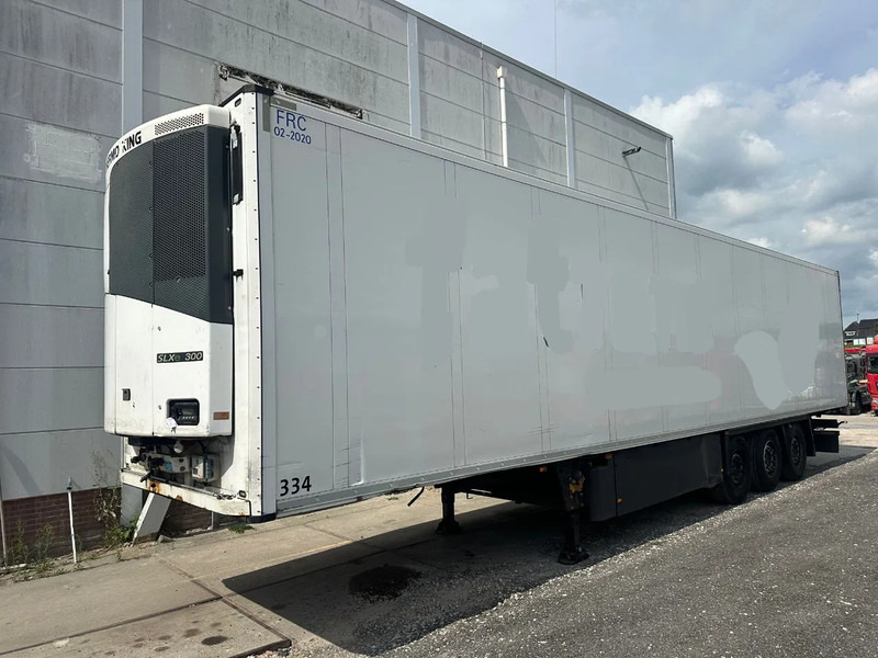 Schmitz Cargobull SCB*S3B THERMO KING SLX300E 3 AXLE - Refrigerator semi-trailer: picture 1 Schmitz Cargobull SCB*S3B THERMO KING SLX300E 3 AXLE - Refrigerator semi-trailer: picture 1