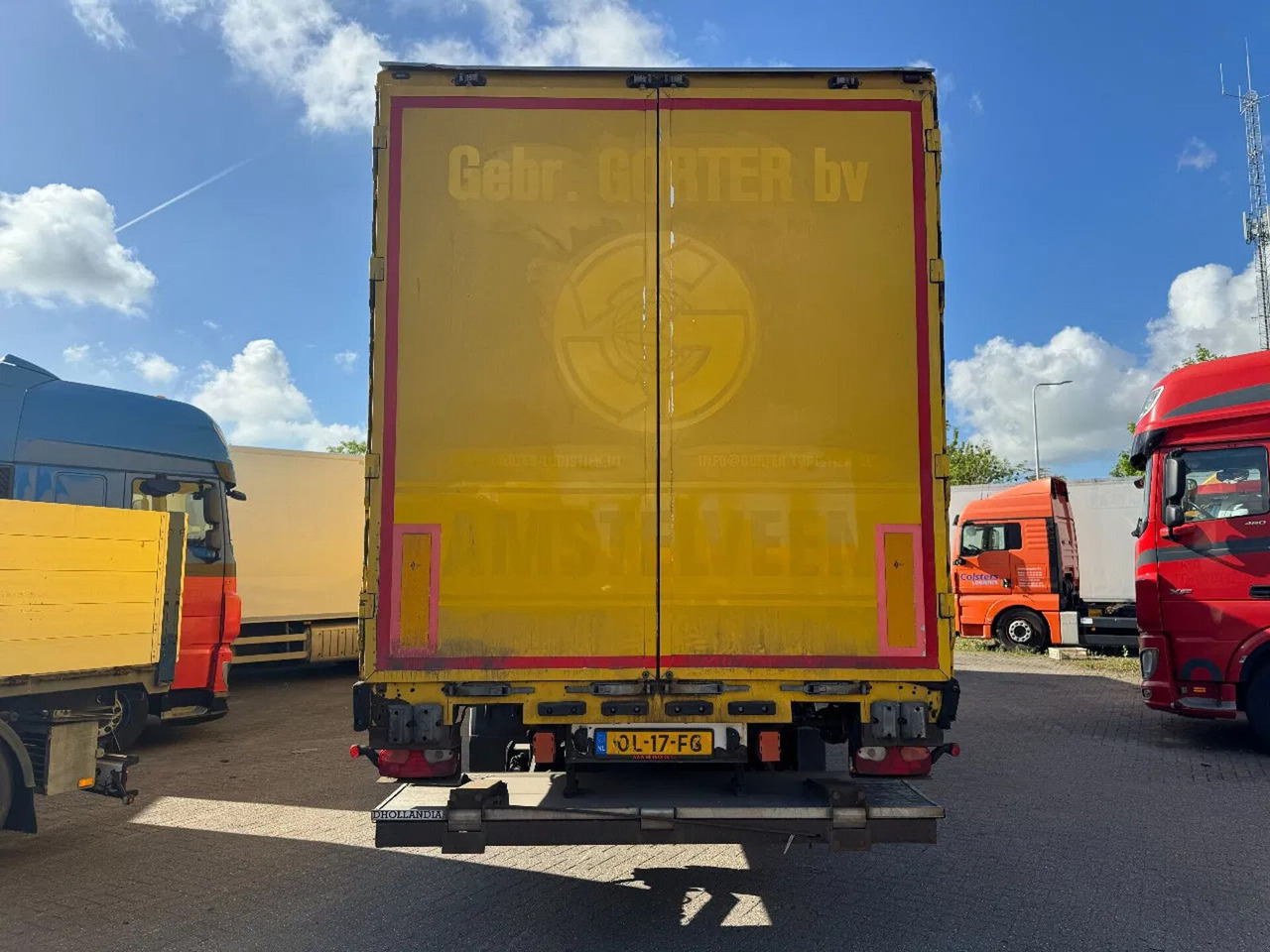 System Trailer TFSH 18 TRPLY - 2 AXLE SAF + STEE - Closed box semi-trailer: picture 3 System Trailer TFSH 18 TRPLY - 2 AXLE SAF + STEE - Closed box semi-trailer: picture 3