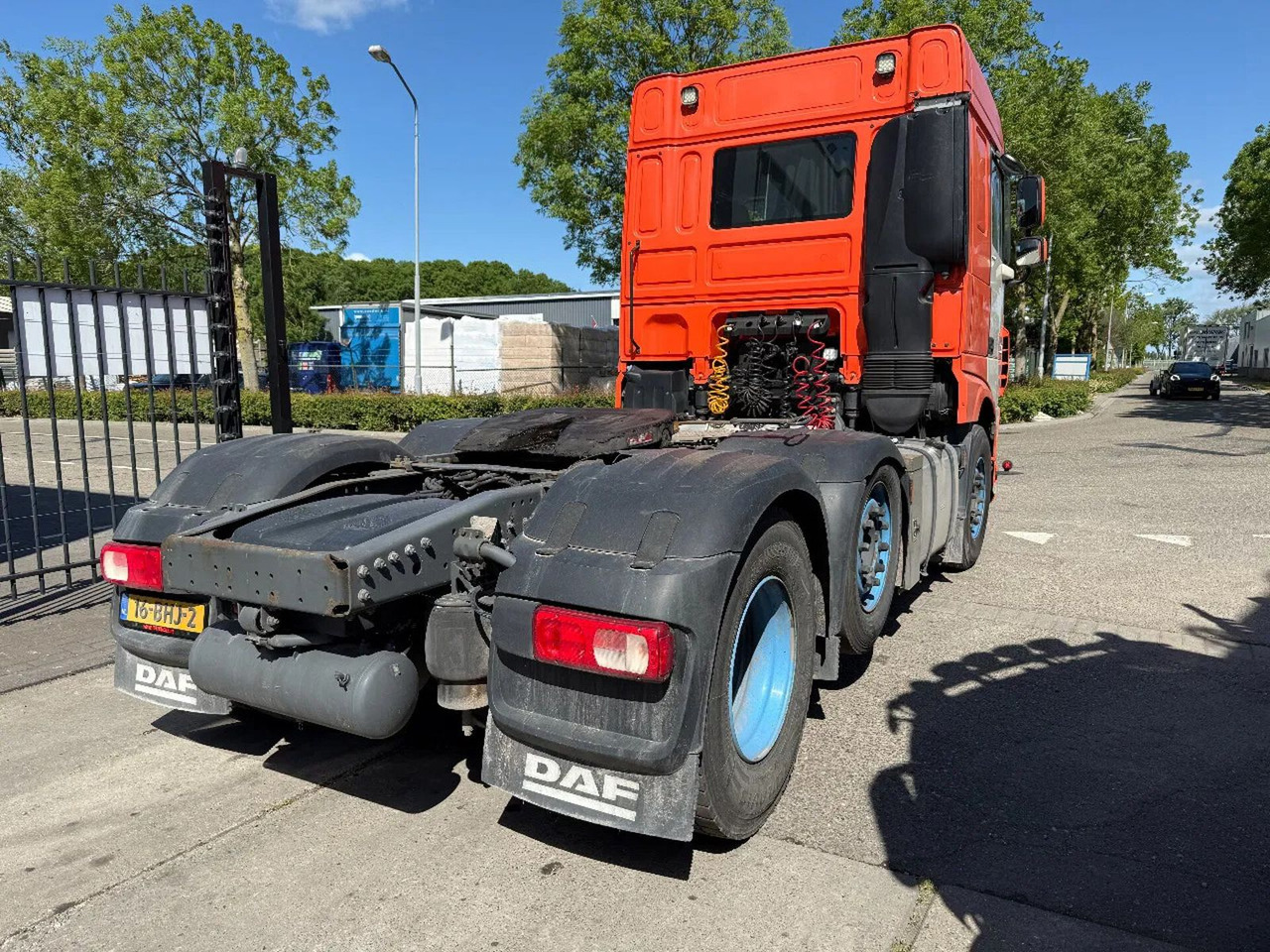 DAF XF 460 6X2 EURO 6 - ONLY 641.670 KM - Tractor unit: picture 5 DAF XF 460 6X2 EURO 6 - ONLY 641.670 KM - Tractor unit: picture 5