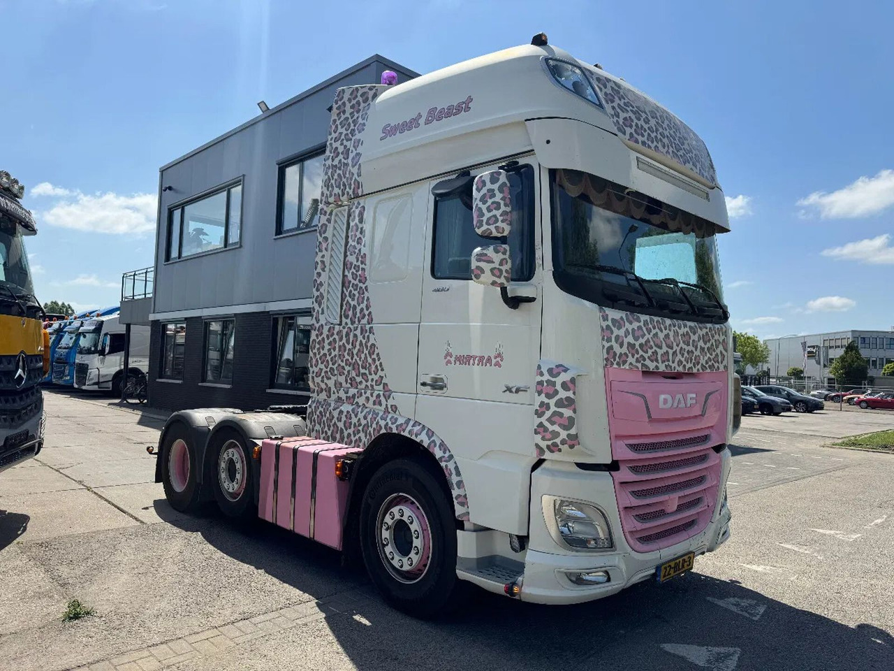 DAF XF 480 6X2 - EURO 6 + LIFT/STEERING AXLE + SPECI - Tractor unit: picture 3 DAF XF 480 6X2 - EURO 6 + LIFT/STEERING AXLE + SPECI - Tractor unit: picture 3