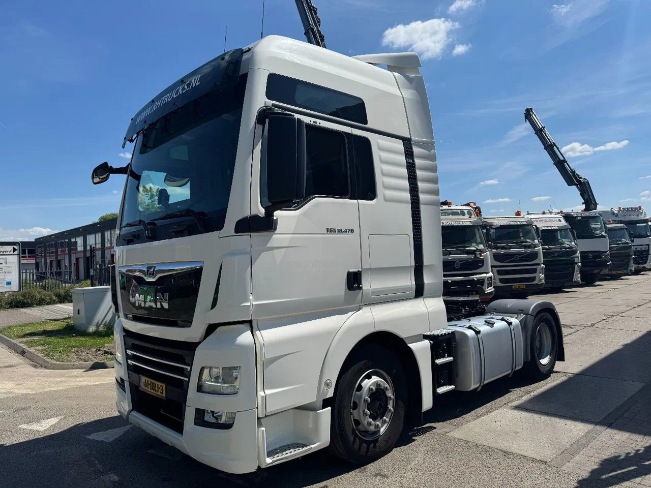 MAN TGX 18.470 4X2 DOUBLE TANK DUTCH TRUCK TÜV 03-20 - Tractor unit: picture 1 MAN TGX 18.470 4X2 DOUBLE TANK DUTCH TRUCK TÜV 03-20 - Tractor unit: picture 1