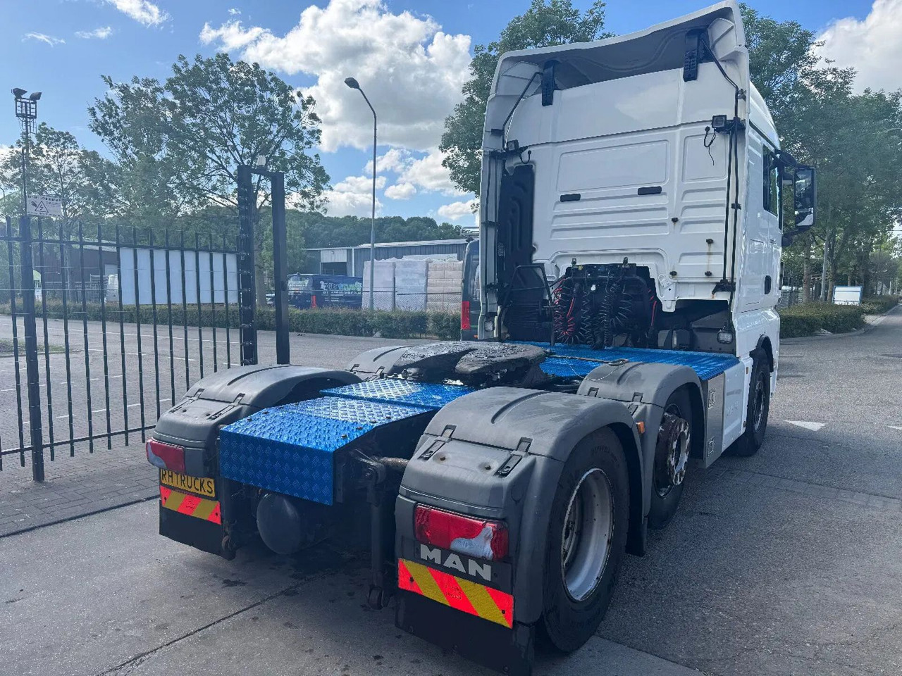 MAN TGX 26.480 6X2 EURO 6 SPOILERS AUTOMATIC - Tractor unit: picture 5 MAN TGX 26.480 6X2 EURO 6 SPOILERS AUTOMATIC - Tractor unit: picture 5