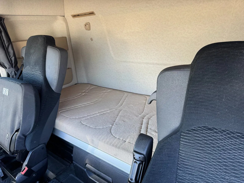 Tractor unit Mercedes-Benz Actros 1936 4X2 - EURO 6 SPOILERS: picture 15