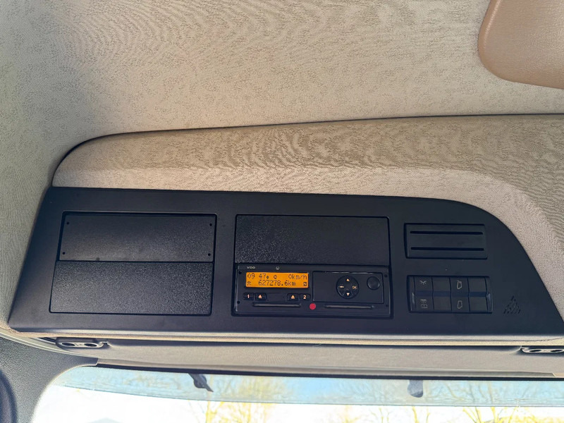 Tractor unit Mercedes-Benz Actros 1936 4X2 - EURO 6 SPOILERS: picture 13