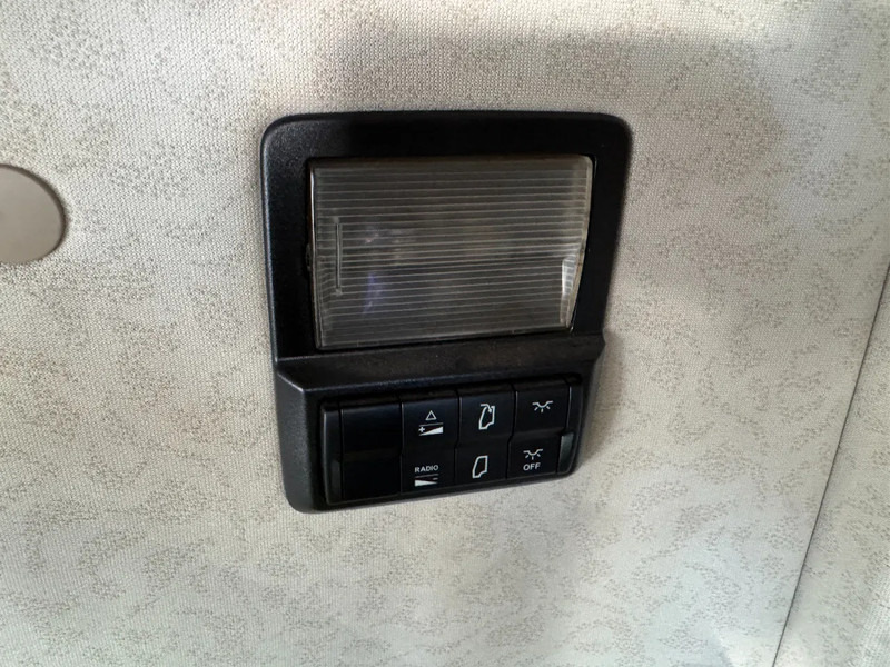 Tractor unit Mercedes-Benz Actros 1936 4X2 - EURO 6 SPOILERS: picture 16