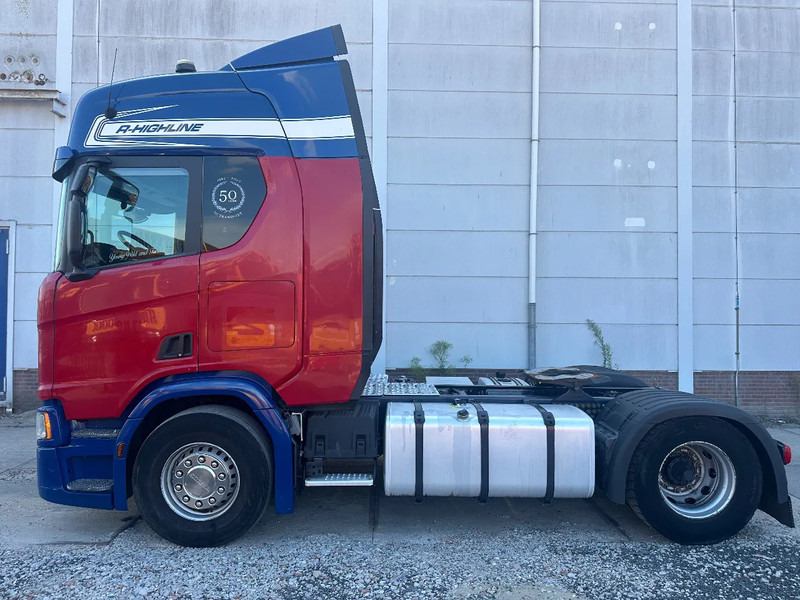 Scania R450 4X2 + RETARDER + TIPPER HYDRAULICS - Tractor unit: picture 2 Scania R450 4X2 + RETARDER + TIPPER HYDRAULICS - Tractor unit: picture 2