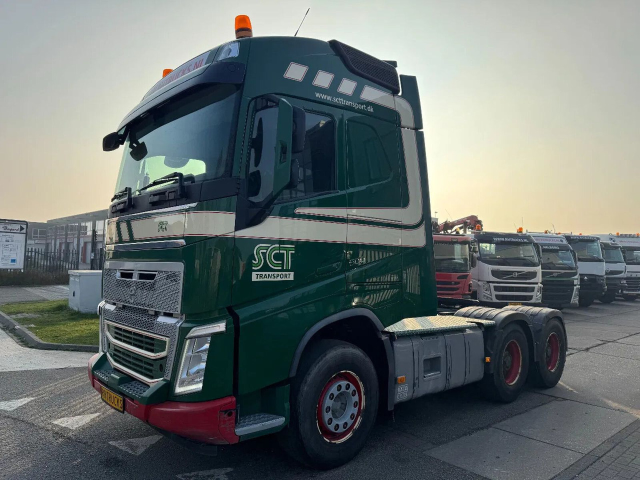 Volvo FH 500 6X4 - EURO 6 + BIG AXLES + KIPPER HYDR. Volvo FH 500 6X4 - EURO 6 + BIG AXLES + KIPPER HYDR. - Tractor unit: picture 1 Volvo FH 500 6X4 - EURO 6 + BIG AXLES + KIPPER HYDR. Volvo FH 500 6X4 - EURO 6 + BIG AXLES + KIPPER HYDR. - Tractor unit: picture 1
