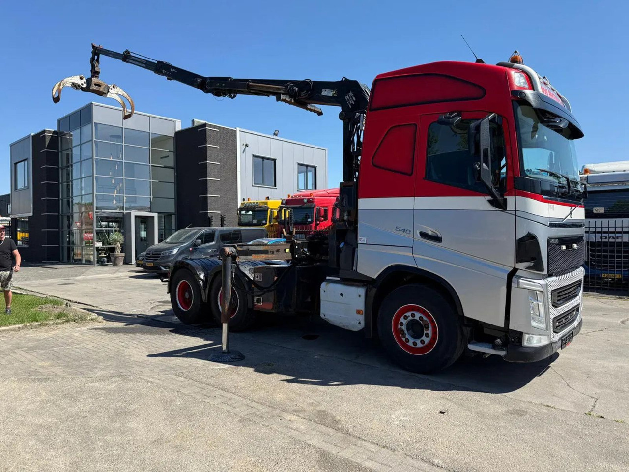 Volvo FH 540 6X4 - EURO 6 + PALFINGER EPSILON S260Z96 - Tractor unit: picture 4 Volvo FH 540 6X4 - EURO 6 + PALFINGER EPSILON S260Z96 - Tractor unit: picture 4
