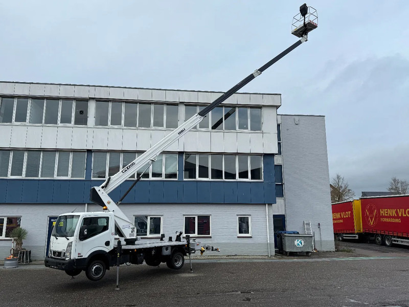 Nissan NT400 EURO 6 + ISOLI PT200 - AERIAL PLATFORM - ONLY 25.892 KM - Van: picture 2 Nissan NT400 EURO 6 + ISOLI PT200 - AERIAL PLATFORM - ONLY 25.892 KM - Van: picture 2