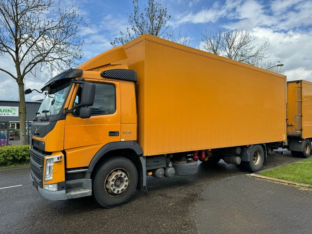 Volvo FM 370 4X2 EURO 6 + CARGOBOX + CARGOLIFT ZEPRO - Box truck: picture 1 Volvo FM 370 4X2 EURO 6 + CARGOBOX + CARGOLIFT ZEPRO - Box truck: picture 1